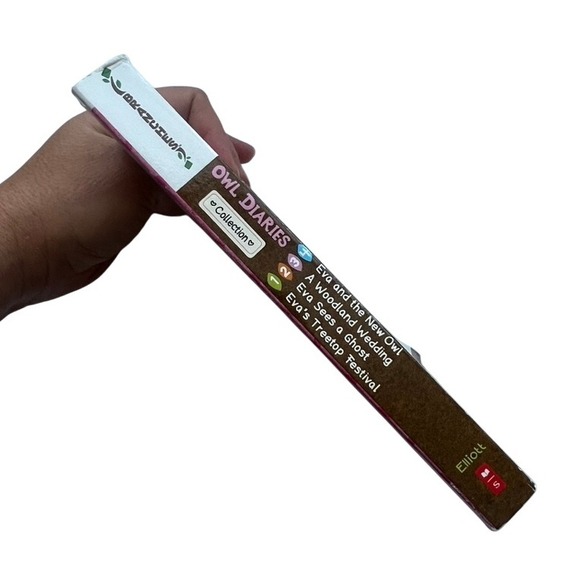 Owl Diaries Collection Rebecca Elliott Scholastic Four Books in One Early Reader - Picture 2 of 4